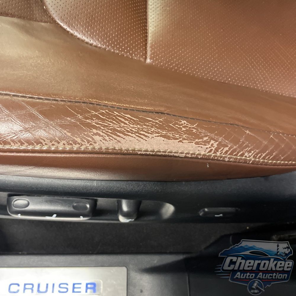 2019 Toyota Land Cruiser Base