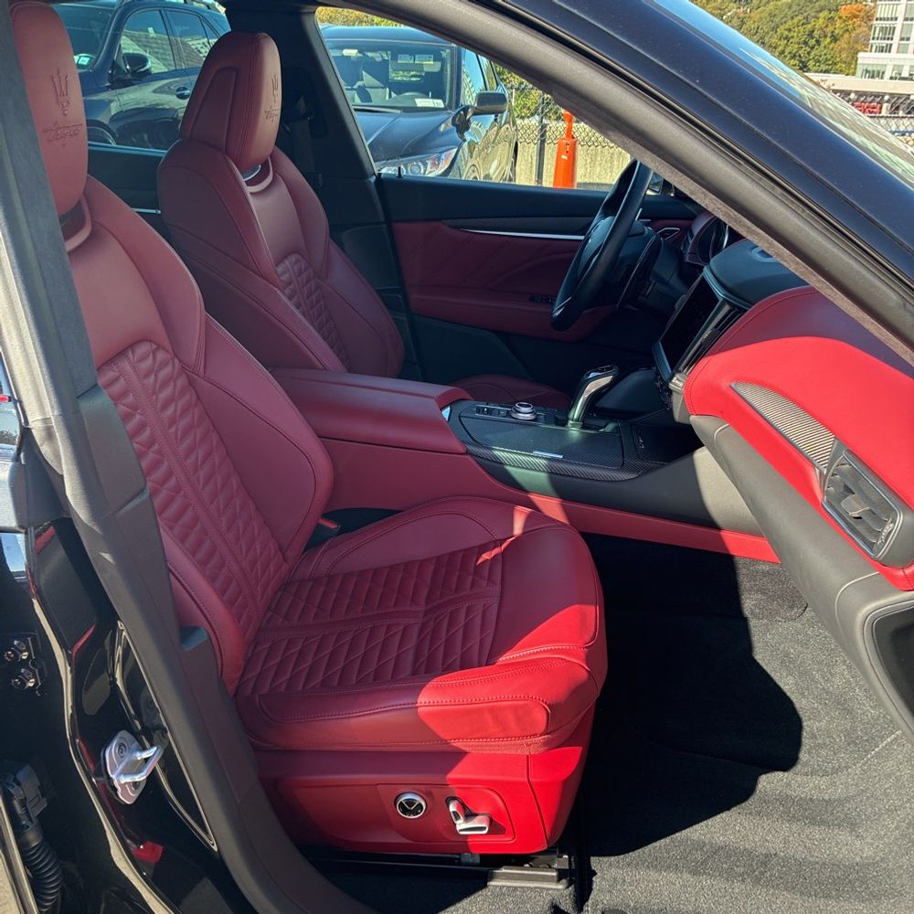 2022 Maserati Levante Trofeo