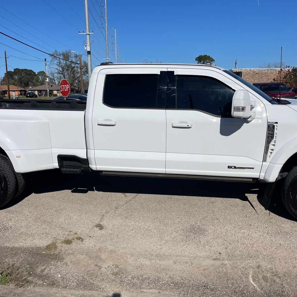 2023 Ford F-450 Super Duty Lariat