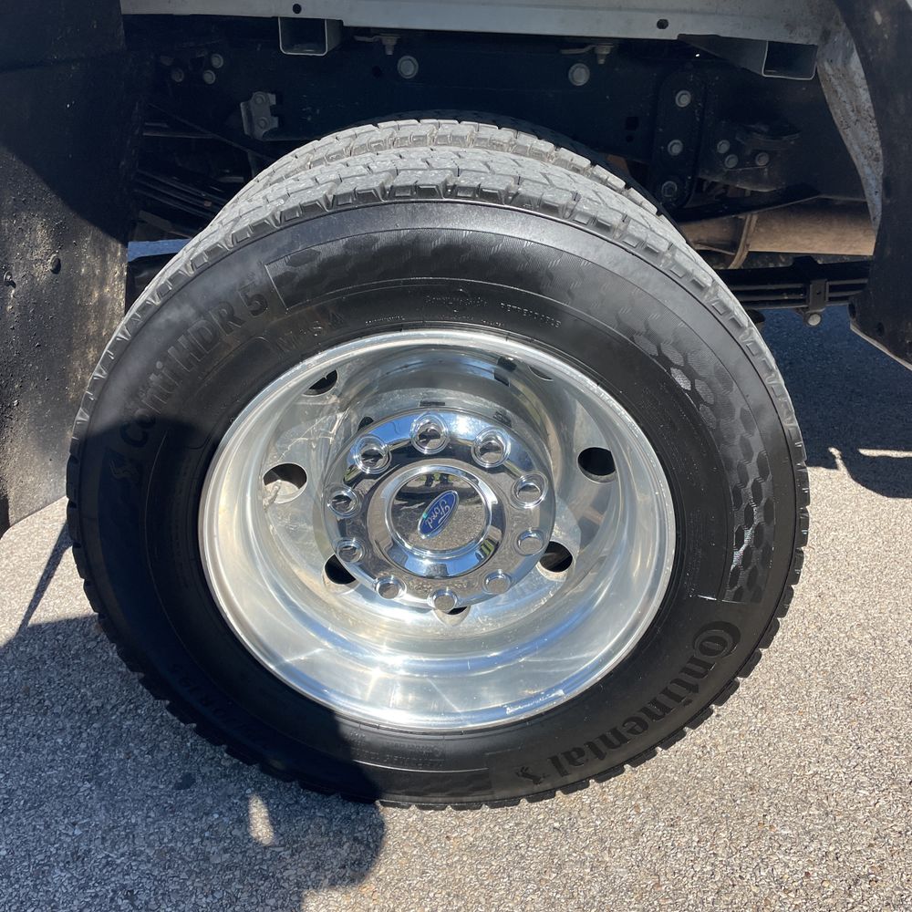 2023 Ford F-450 Super Duty Lariat