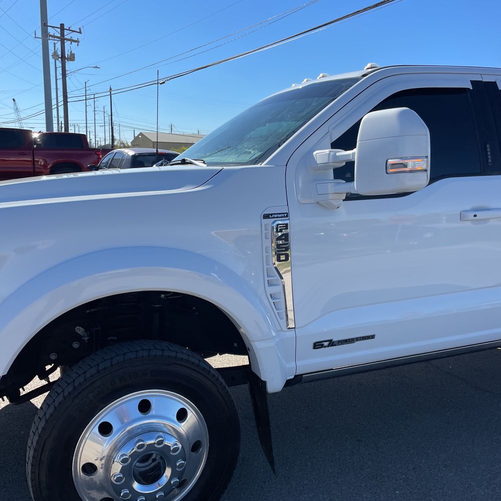 2023 Ford F-450 Super Duty Lariat