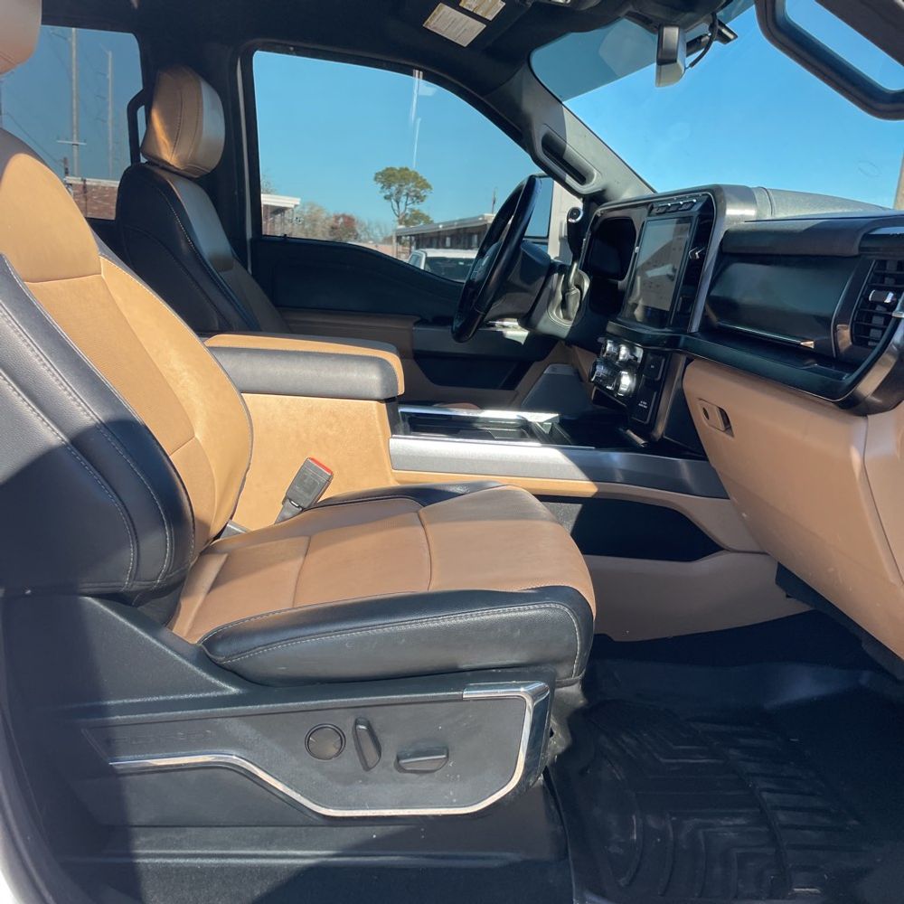 2023 Ford F-450 Super Duty Lariat