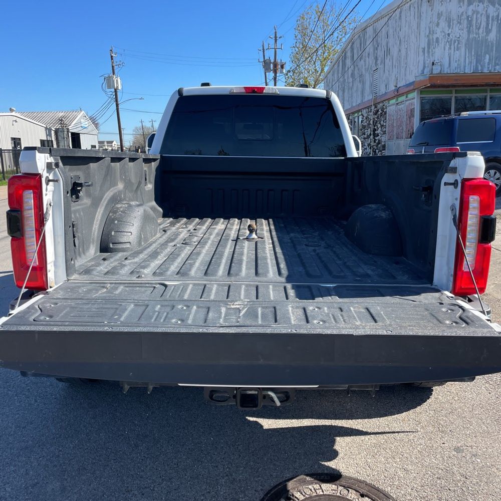 2023 Ford F-450 Super Duty Lariat