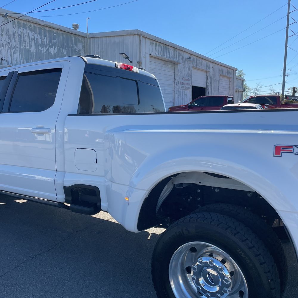 2023 Ford F-450 Super Duty Lariat