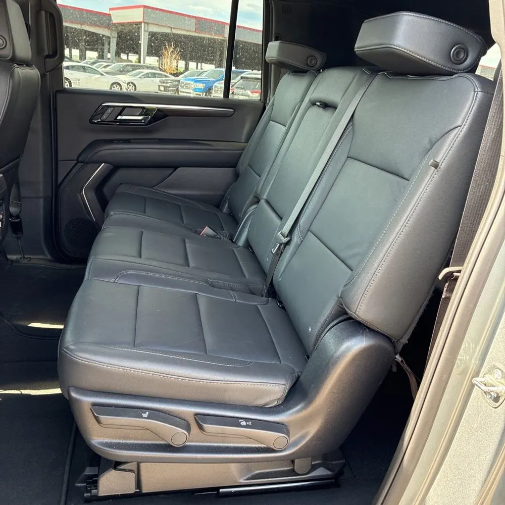 2025 Chevrolet Suburban Z71