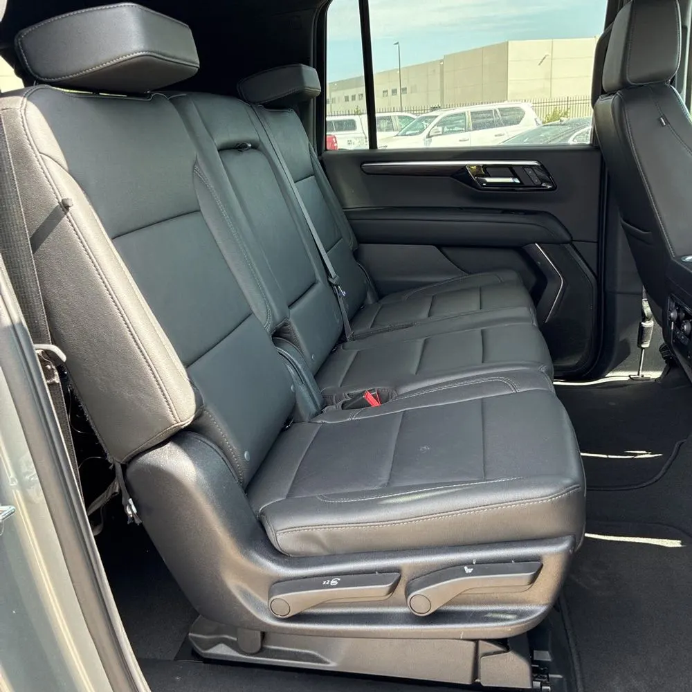 2025 Chevrolet Suburban Z71