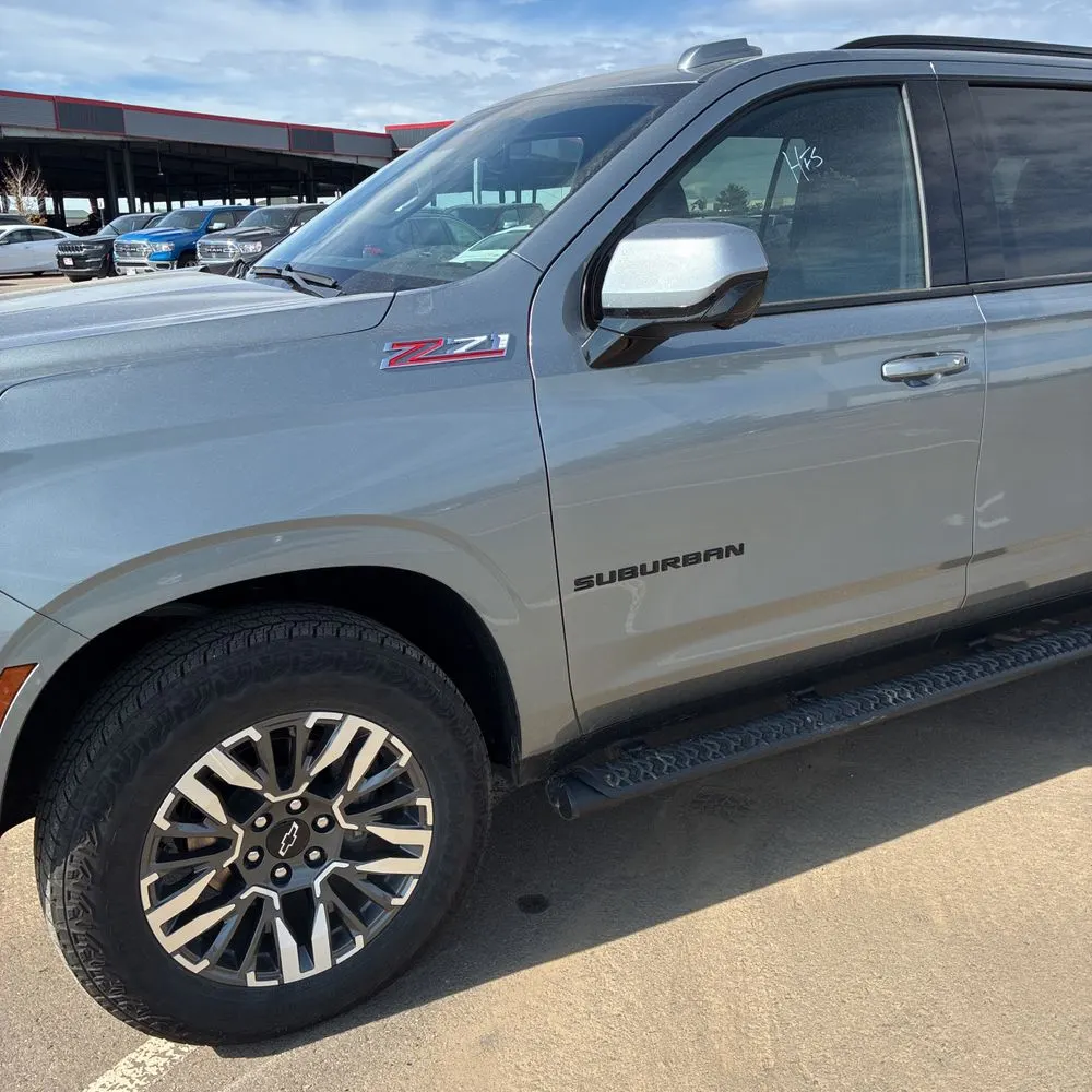 2025 Chevrolet Suburban Z71