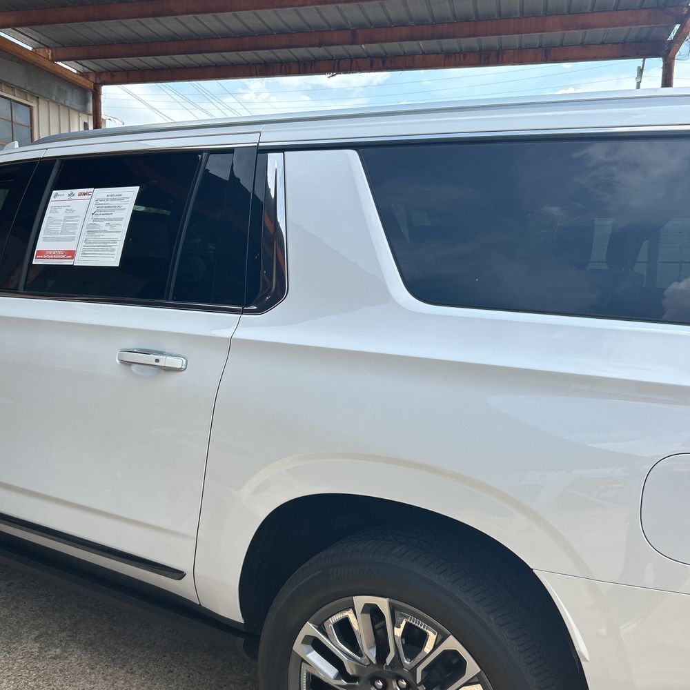 2023 GMC Yukon XL Denali Ultimate