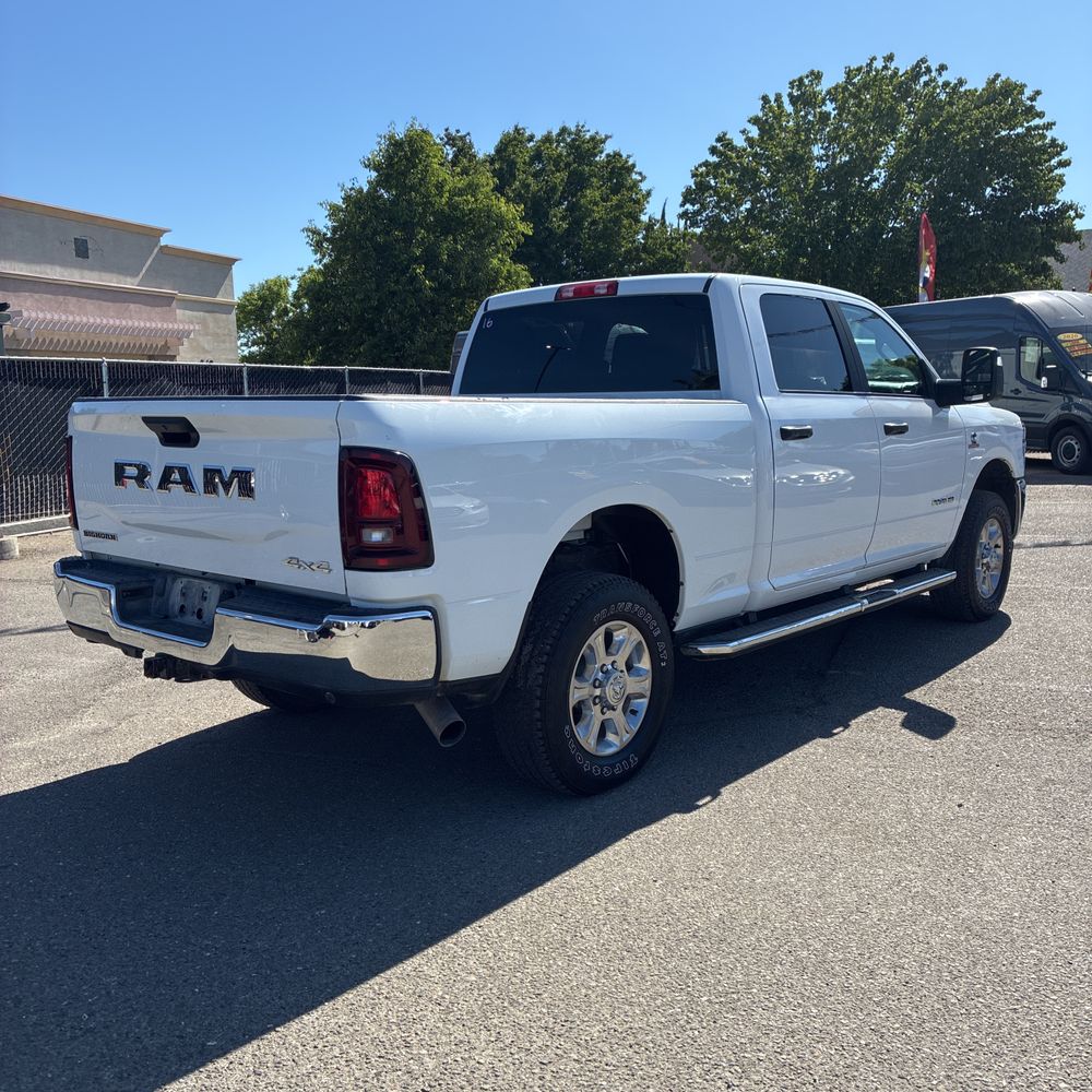 2025 Ram 2500 Big Horn Crew Cab 4x4 6'4" Box