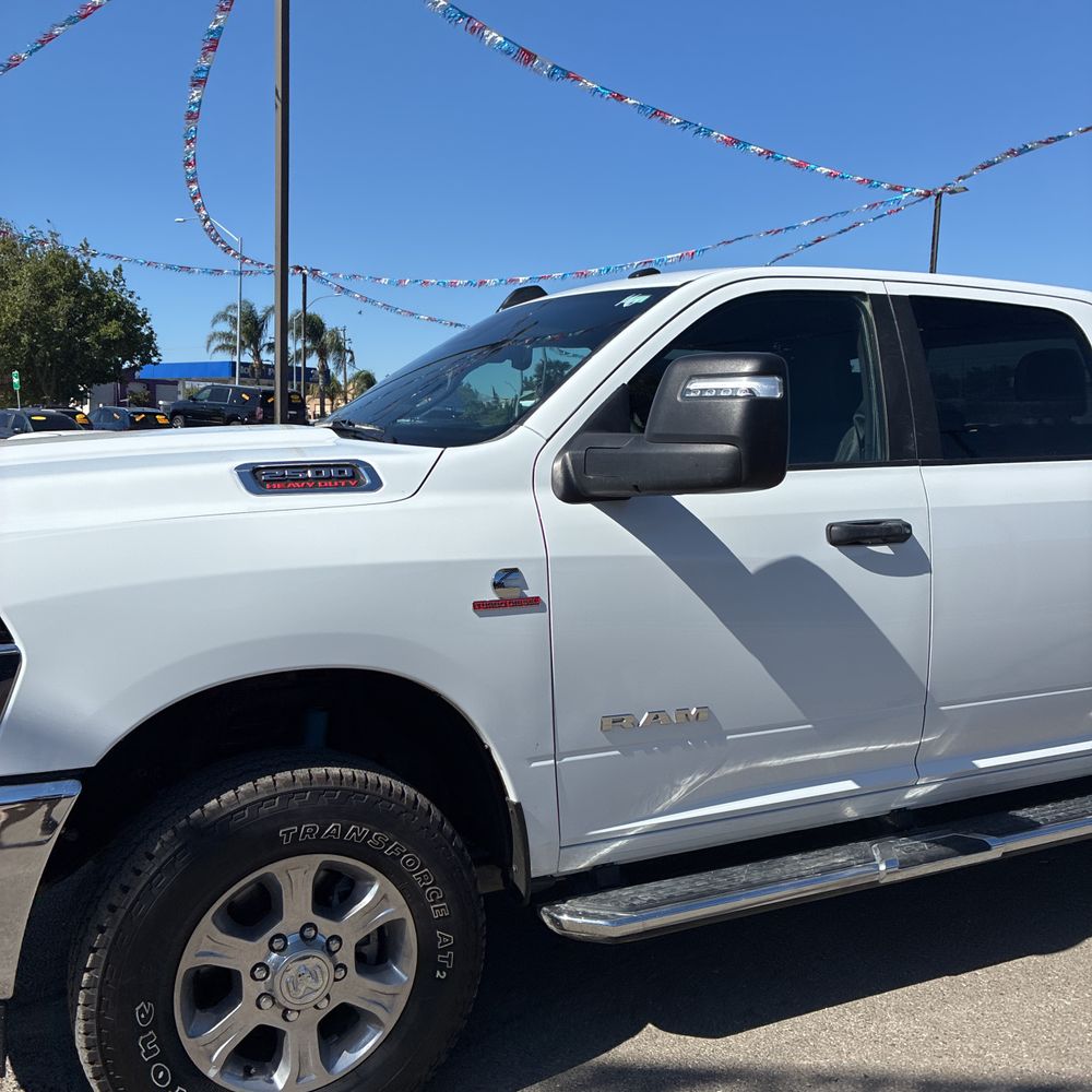 2025 Ram 2500 Big Horn Crew Cab 4x4 6'4" Box