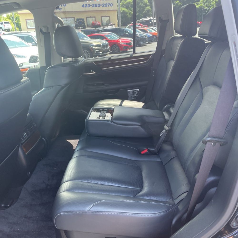 2019 Lexus LX 570 Two-Row