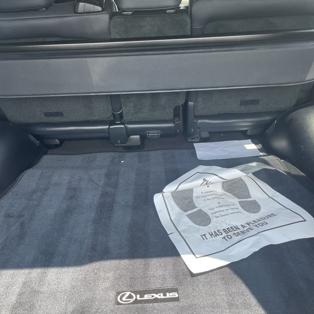 2019 Lexus LX 570 Two-Row