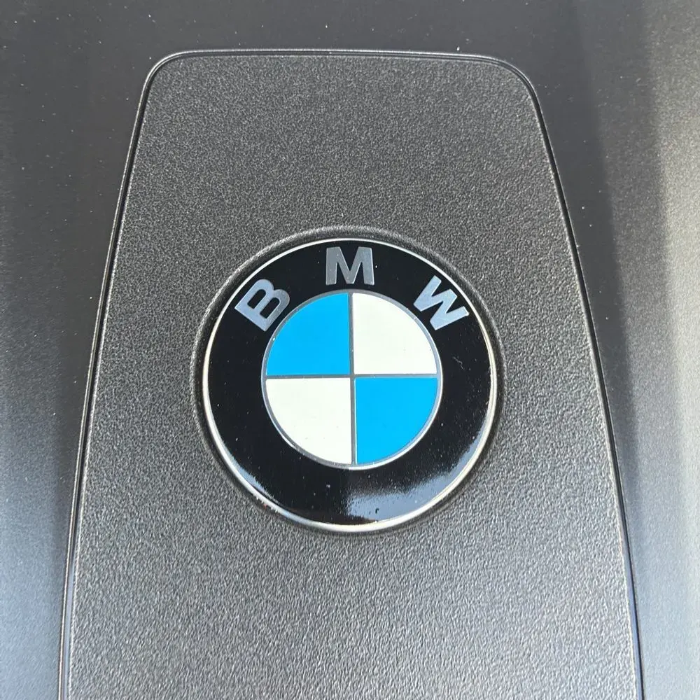 2023 BMW 7-Series 740i