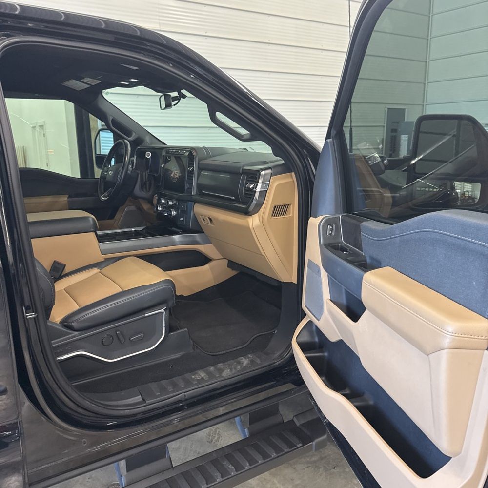 2023 Ford F-250 Super Duty Lariat