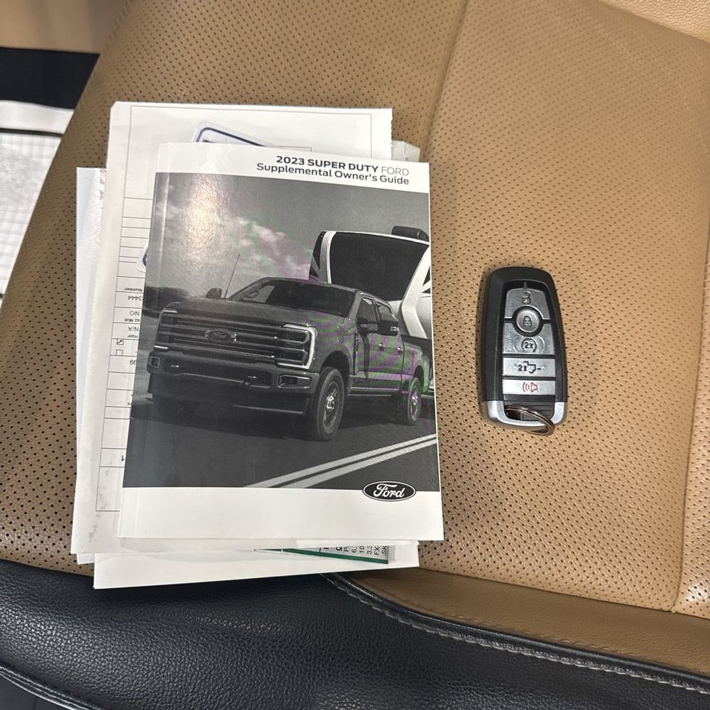 2023 Ford F-250 Super Duty Lariat